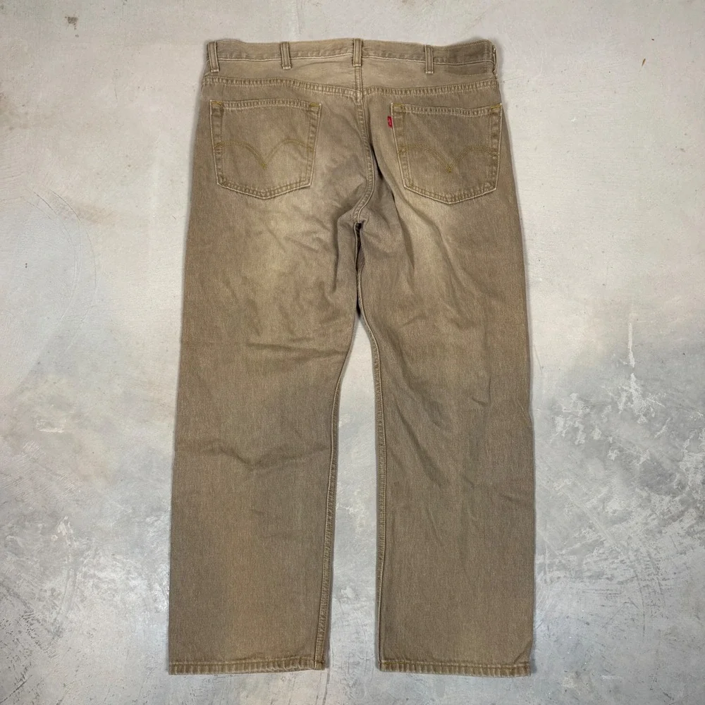 Levis 505 Regular Fit Tan Brown Jeans Mens 42x30 Straight Leg Cotton Denim